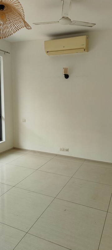 Master Bedroom in 3 BHK Apartment at Ireo Skyon, Sector 60 – for Rent