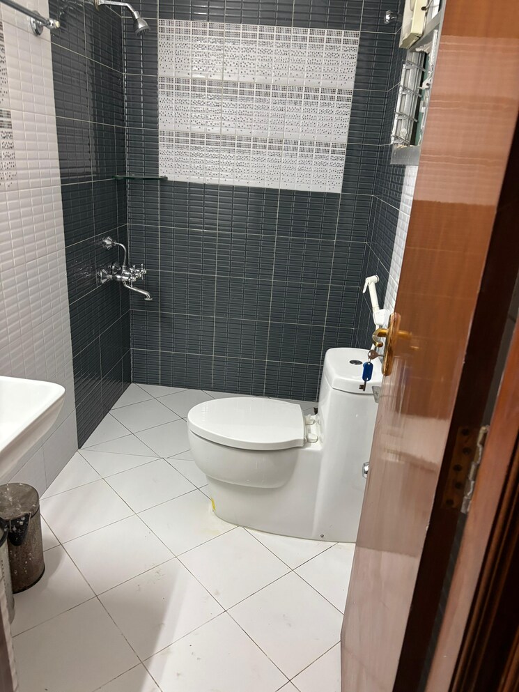 Master Bedroom, iskcon-gokulam-heritage-apt 4 Bedroom 4600 Sq.Ft. Penthouse In Kanakapura Road Bangalore 8821020