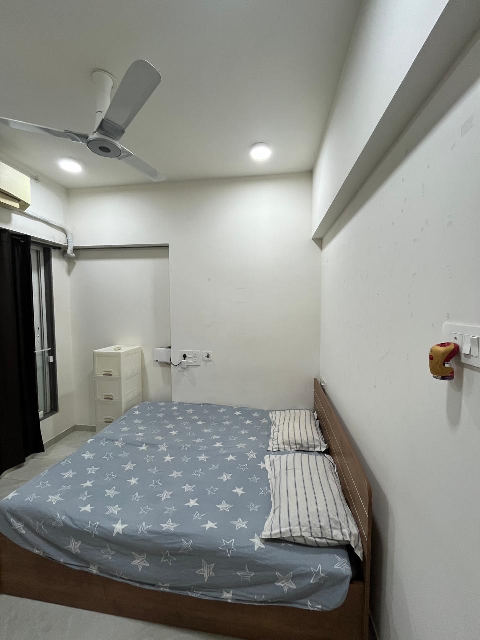 2 BHK Apartment For Rent in Lodha Fiorenza