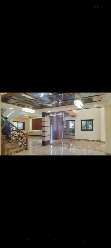 Parking in 4 BHK Independent House at Jubilee Hill County, Jubilee Hills – for Rent