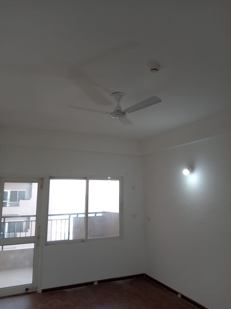 Room, ramprastha-awho 3 Bedroom 1750 Sq.Ft. Apartment In Sector 95 Gurgaon 8821030