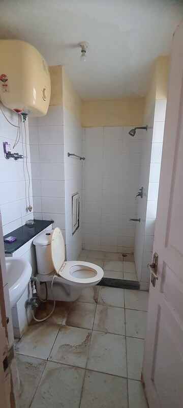 Bathroom in 2.5 BHK Independent House at Sector 7 – for Rent