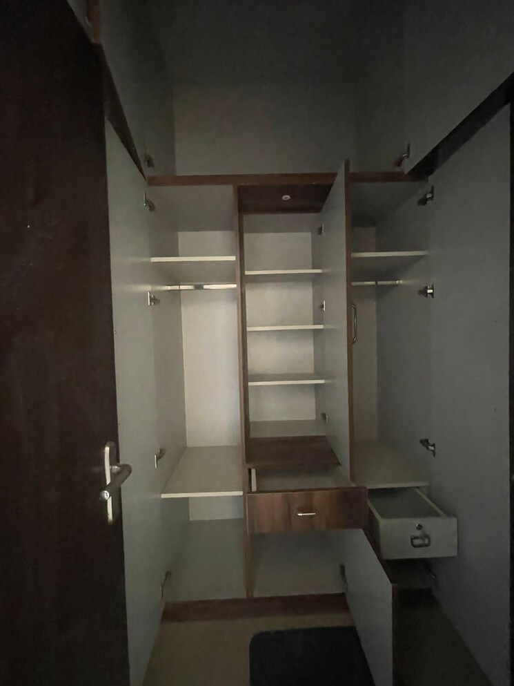 Bathroom, ramprastha-awho 3 Bedroom 1750 Sq.Ft. Apartment In Sector 95 Gurgaon 8821052