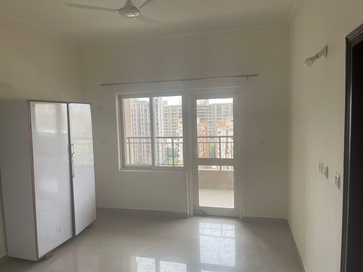 Room, ramprastha-awho 3 Bedroom 1750 Sq.Ft. Apartment In Sector 95 Gurgaon 8821052