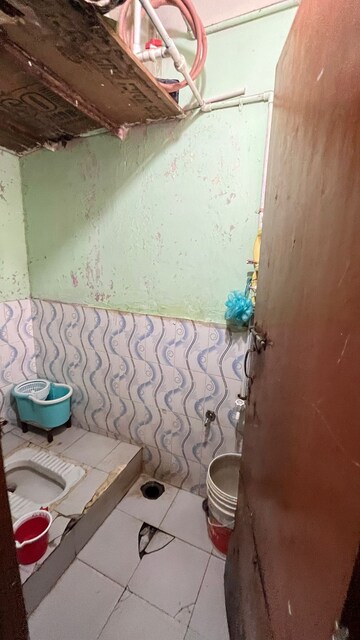 Bathroom in 1 BHK Apartment at Kondhwa – for Rent