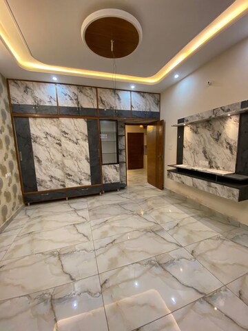 Room in 3 BHK Apartment at Sector 117 – for Rent