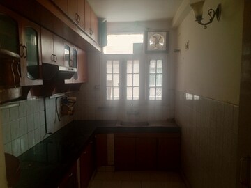 Building Lobby in 3 BHK Apartment at Akash Ganga Apartment, Sector 56 – for Rent