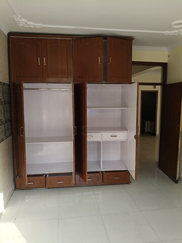 Furnished Amenities in 3 BHK Builder Floor at US Pine Homes, Dhakoli – for Rent