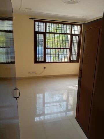 Room in 3 BHK Builder Floor at US Pine Homes, Dhakoli – for Rent