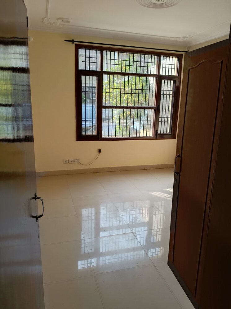 Room, us-pine-homes 3 Bedroom 1850 Sq.Ft. Builder Floor In Dhakoli Zirakpur 8821092