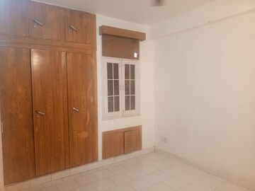 Room in 3 BHK Apartment at Akash Ganga Apartment, Sector 56 – for Rent