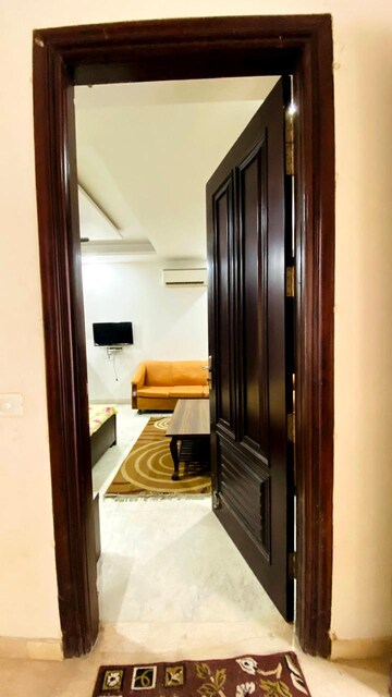 Master Bedroom in 3 BHK Builder Floor at Kohli One Malibu Town, Sector 47 – for Rent