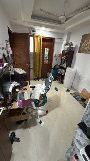 Gym in 3 BHK Apartment at Gail CGHS, Sector 56 – for Rent