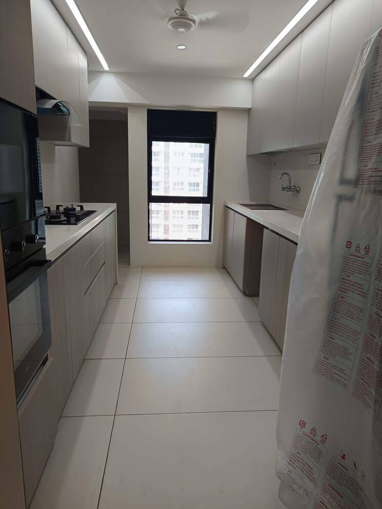 Kitchen, santacruz west 4 Bedroom 1735 Sq.Ft. Apartment In Santacruz West Mumbai 8821118