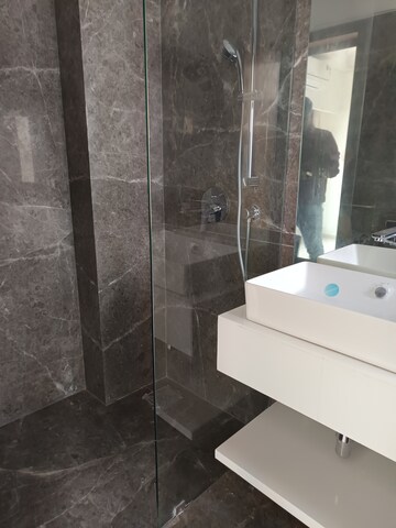 Bathroom in 4 BHK Apartment at Santacruz West – for Sale