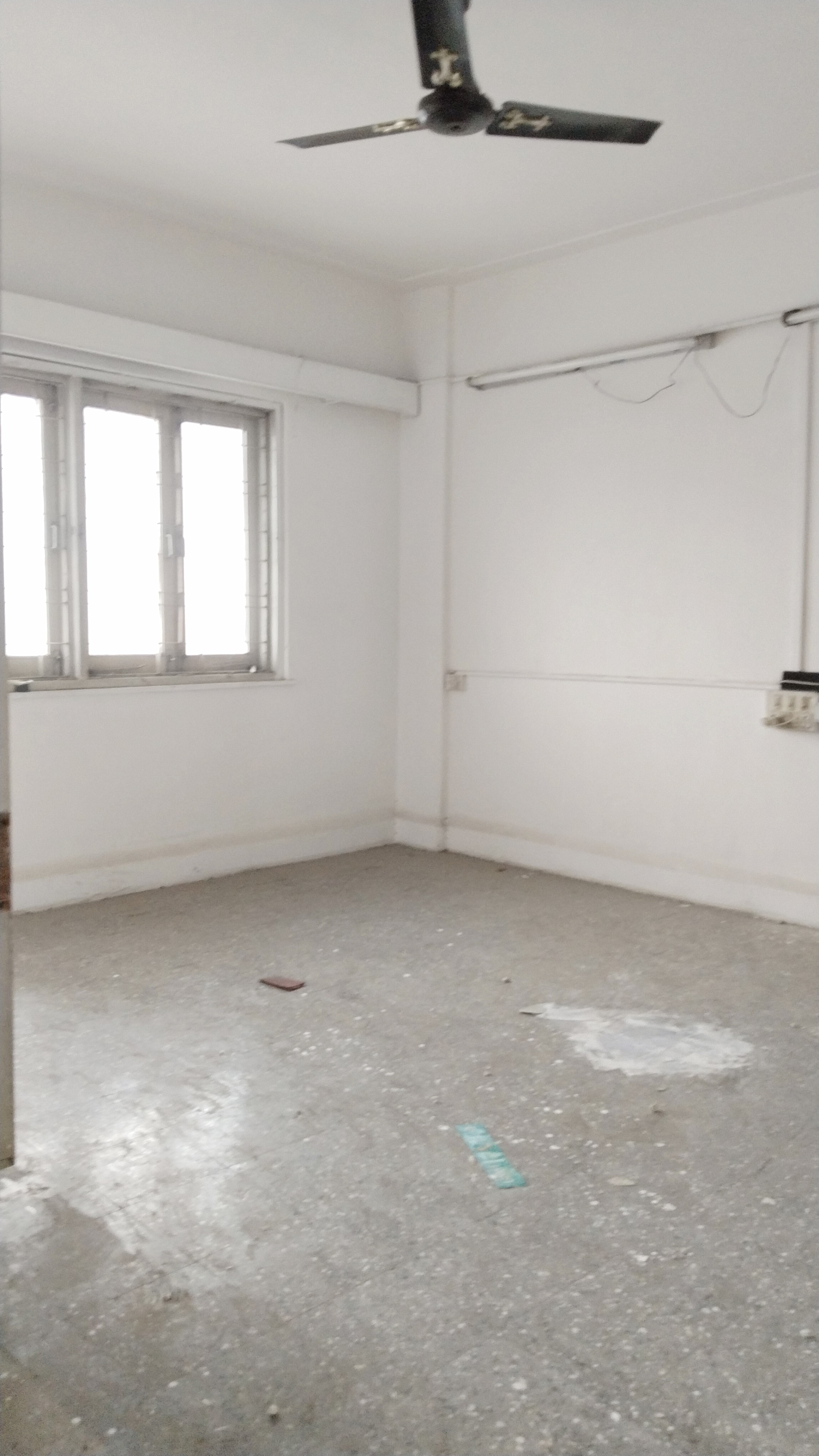 1 BHK Apartment For Rent in Sunder Plaza