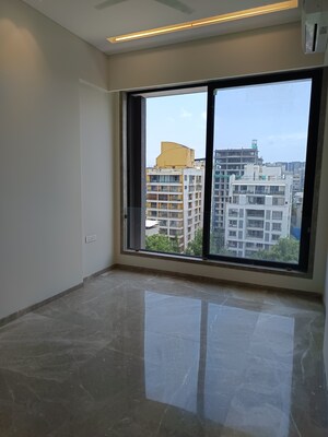 Bedroom in 4 BHK Apartment at Santacruz West – for Sale