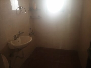 Bathroom in 3 BHK Apartment at Karanvir Towers, Sector 52 – for Rent