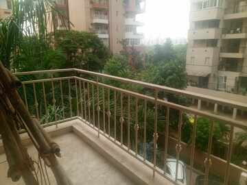 Balcony in 3 BHK Apartment at Karanvir Towers, Sector 52 – for Rent