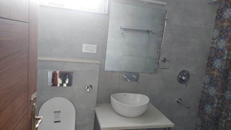 Bathroom, souvenir-apartment 3.5 Bedroom 2700 Sq.Ft. Apartment In Sector 52 Gurgaon 8821134