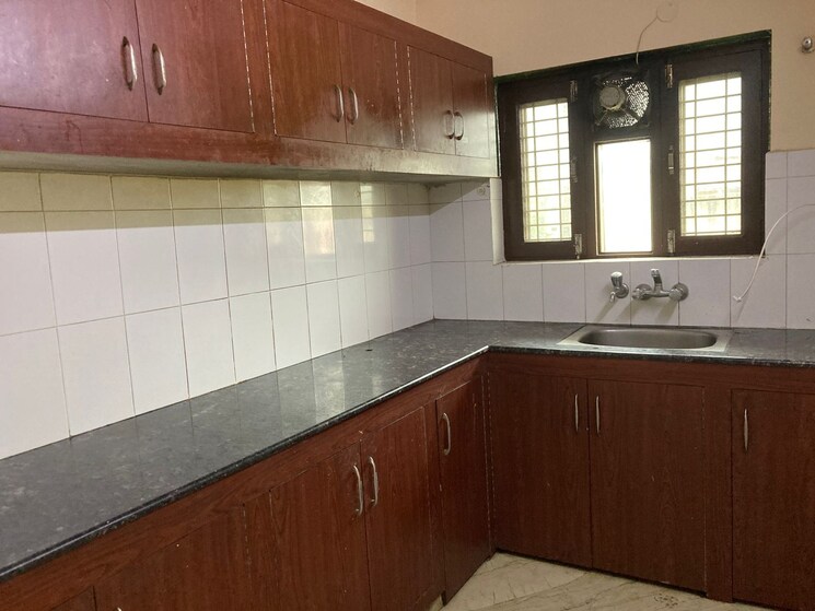 Kitchen, jnu-aravali-apartments 3.5 Bedroom 2700 Sq.Ft. Apartment In Sector 56 Gurgaon 8821139