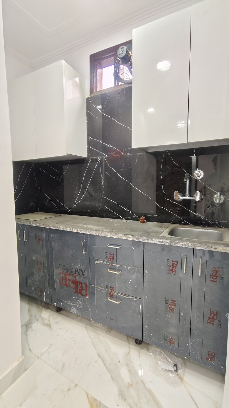 Kitchen, govindpuri 1 Bedroom 450 Sq.Ft. Builder Floor In Govindpuri Delhi 8821143