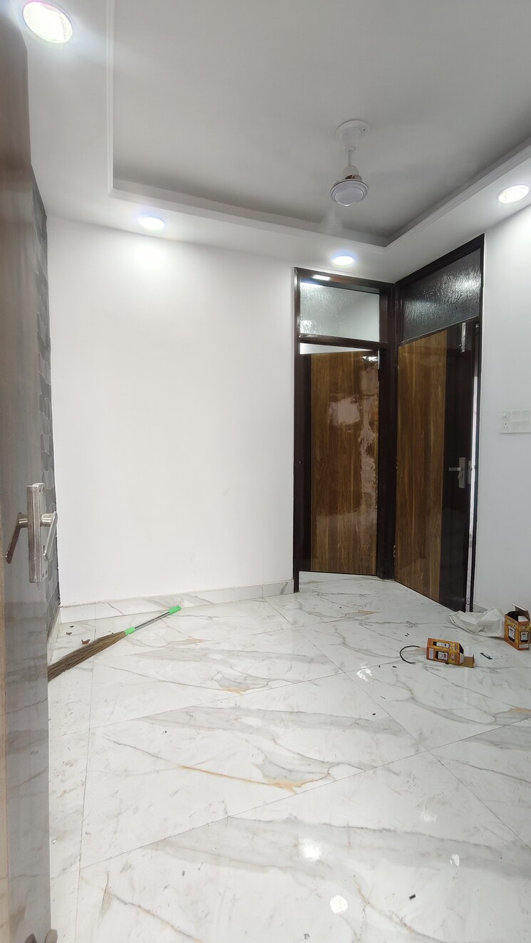 Room, govindpuri 1 Bedroom 450 Sq.Ft. Builder Floor In Govindpuri Delhi 8821143