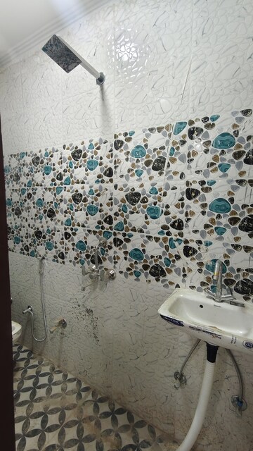 Bathroom in 1 BHK Builder Floor at Govindpuri – for Rent