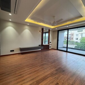 Room in 4 BHK Apartment at Yashada Jubilee Hills, Baner – for Sale