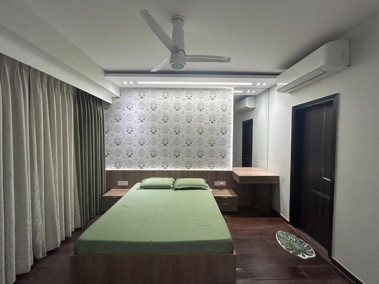 Bedroom, tata-primanti-villas 4 Bedroom 7000 Sq.Ft. Villa In Sector 72 Gurgaon 8821151