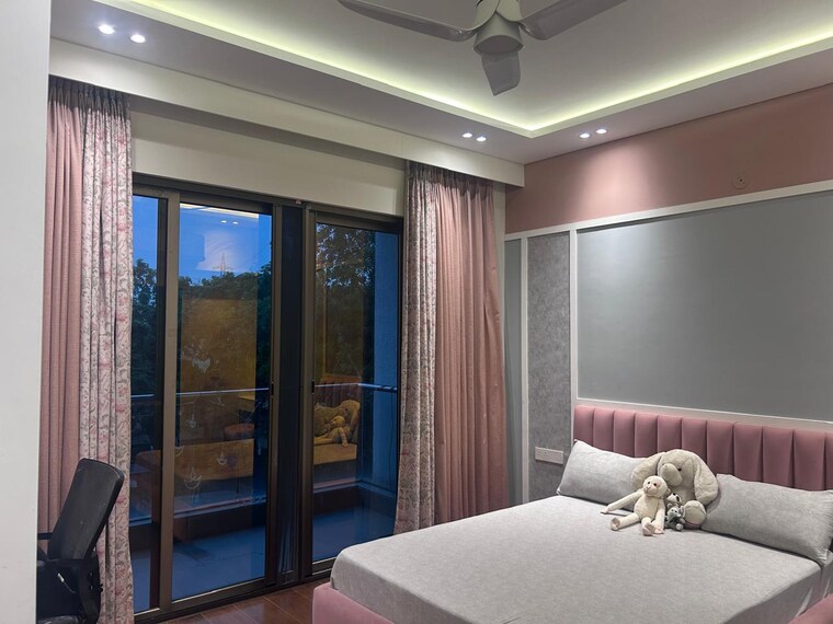 Living Room, tata-primanti-villas 4 Bedroom 7000 Sq.Ft. Villa In Sector 72 Gurgaon 8821151