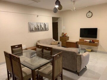 Master Bedroom in 3 BHK Apartment at Keshav Bhuvan, Matunga West – for Rent