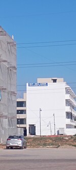 100 Sq.Yd. Showroom in Gmada Sco