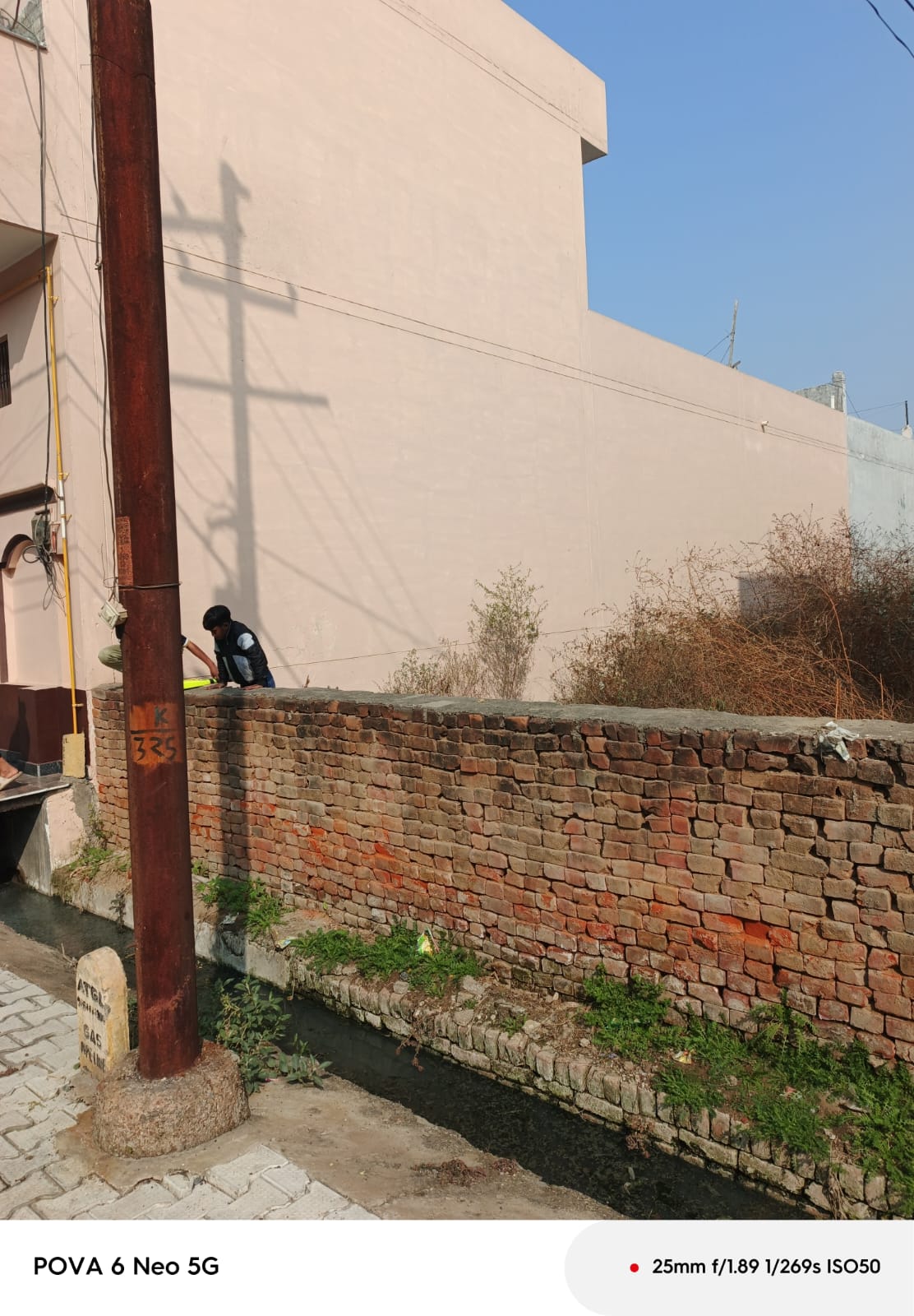 Plot For Sale in Kalindi Kunj