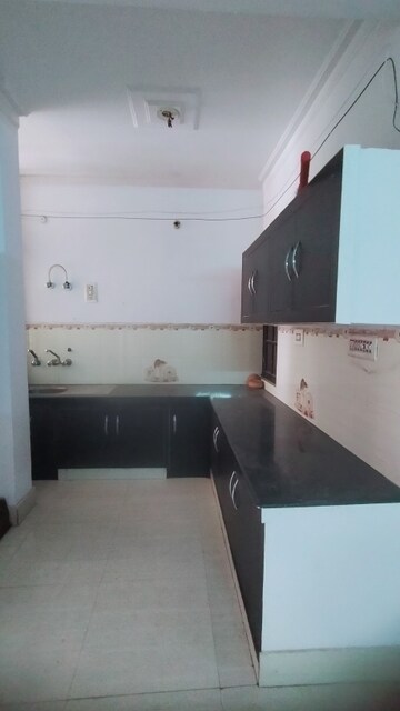 Kitchen in 3 BHK Independent House at Gomti Nagar – for Rent