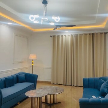 Bedroom in 4 BHK Builder Floor at Srishti Greenfield Homes, Sector 42 – for Rent