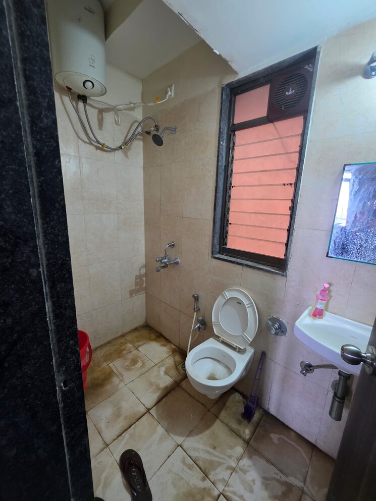 Bathroom, cosmos-solitaire 2 Bedroom 1010 Sq.Ft. Apartment In Virar West Palghar 8821302