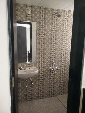 Bathroom in 1 RK Apartment at Koregaon Park Annexe – for Rent