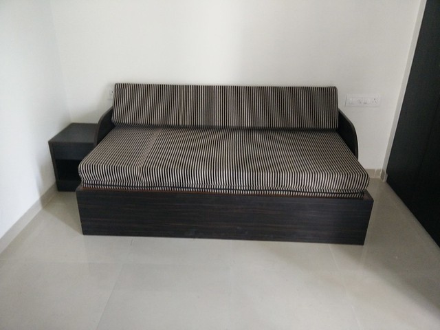 1 Rk+ Pooja Room Apartment For Rent in Ganga Aur Chit