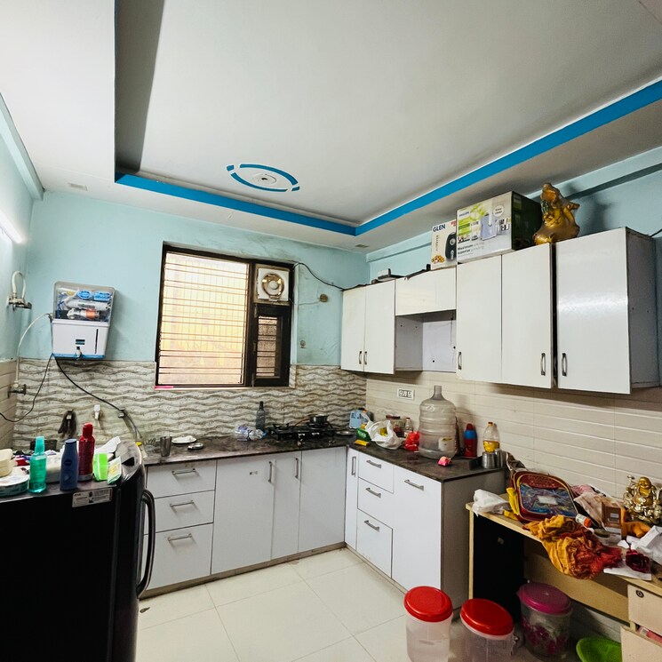 Kitchen, srishti-greenfield-homes 1.5 Bedroom 900 Sq.Ft. Builder Floor In Sector 42 Faridabad 8821362