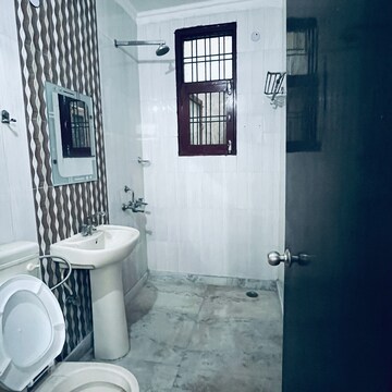 Bathroom in 2 BHK Builder Floor at Paras PLD Homes, Sector 42 – for Sale