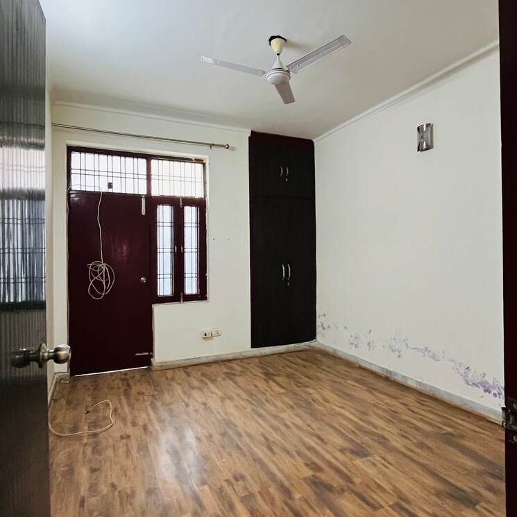 Room, paras-pld-homes 2 Bedroom 2025 Sq.Ft. Builder Floor In Sector 42 Faridabad 8821379