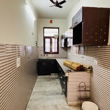 Kitchen in 2 BHK Builder Floor at Paras PLD Homes, Sector 42 – for Sale