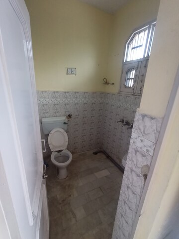 Bathroom in 1.5 BHK Independent House at Sector 11 – for Rent