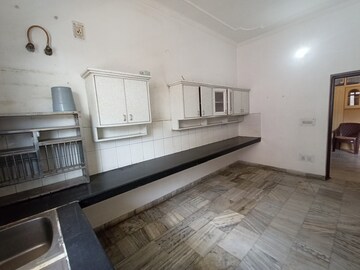 Balcony in 2 BHK Independent House at Sector 21 – for Rent