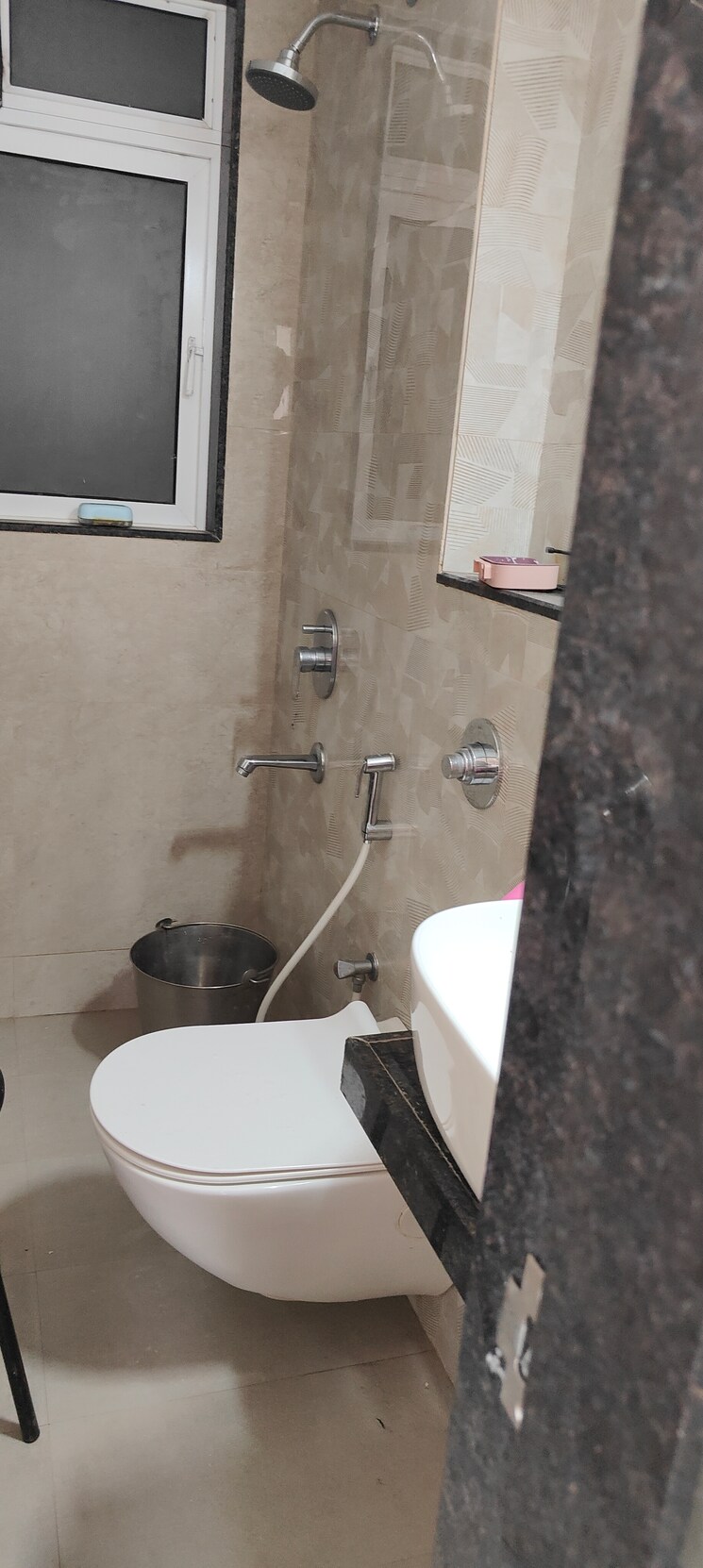 Bathroom, ashar-axis 2 Bedroom 900 Sq.Ft. Apartment In Majiwada Thane 8821409