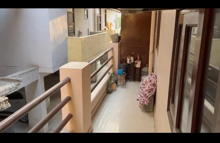 Balcony, sector 40 2 Bedroom 1200 Sq.Ft. Builder Floor In Sector 40 Gurgaon 8821391