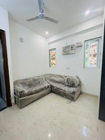Bedroom in 1 BHK Builder Floor at Sector 47 – for Rent