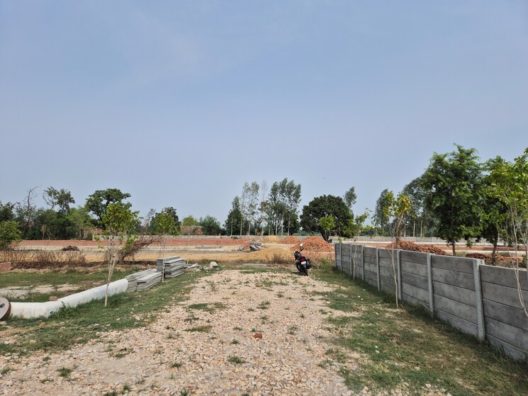 undefined, krishna-iscon-valley  1000 Sq.Ft. Plot In Gosainganj Lucknow 8821543