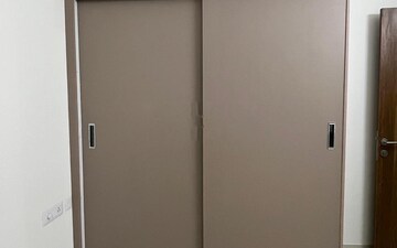 Room in 2 BHK Apartment at Prestige Finsbury Park Hyde, Bagaluru – for Rent
